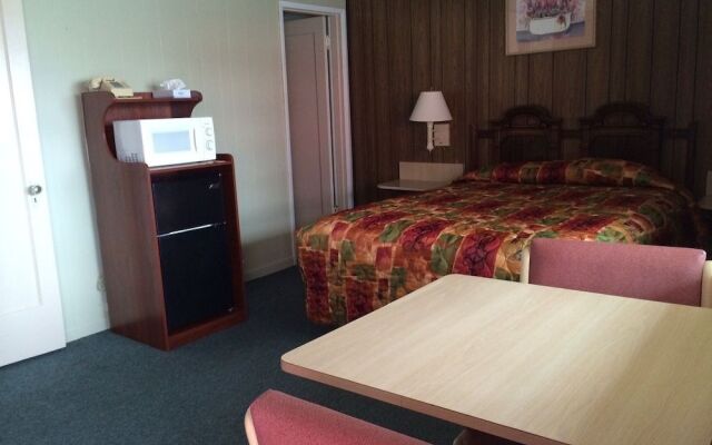 Wild Chinook Inn