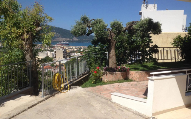 Τhe Sunny Apartments