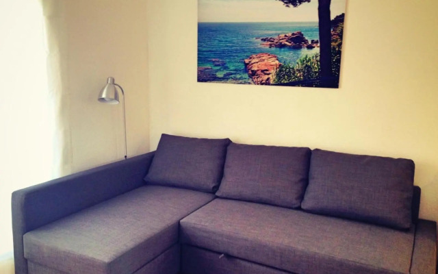 Apartamento con WiFi y Aire acondicionado en Pals Playa