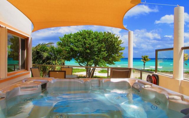 Casa Grande by Playa Paradise