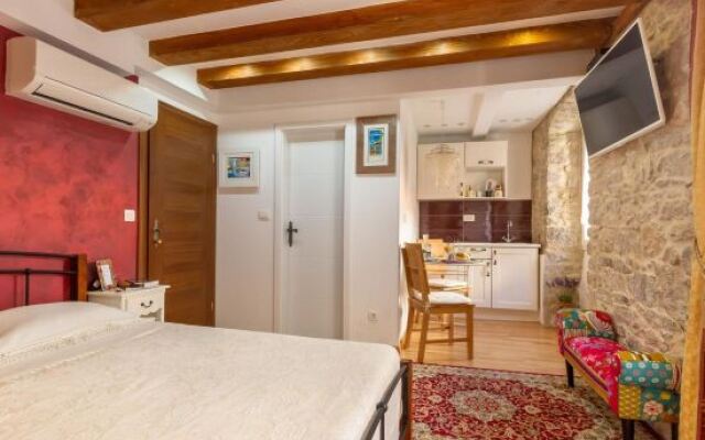 Studios Aurelia Palace 4*