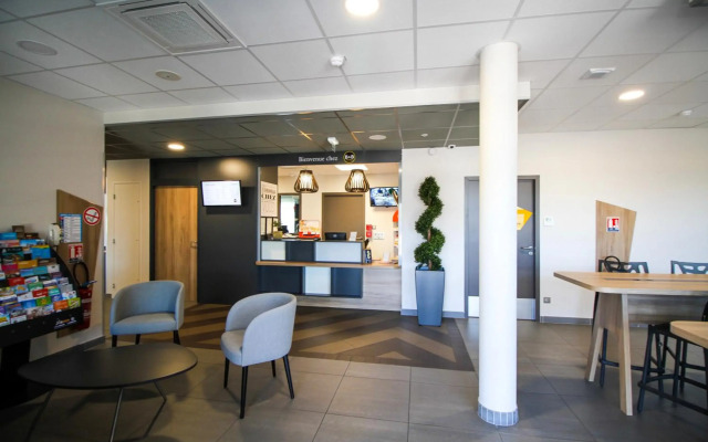 B&B HOTEL MONTELIMAR Sud