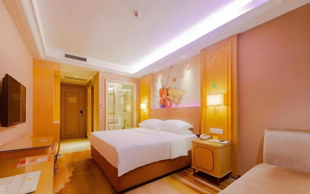 Vienna Hotel (Shenzhen Buji Metro Station)
