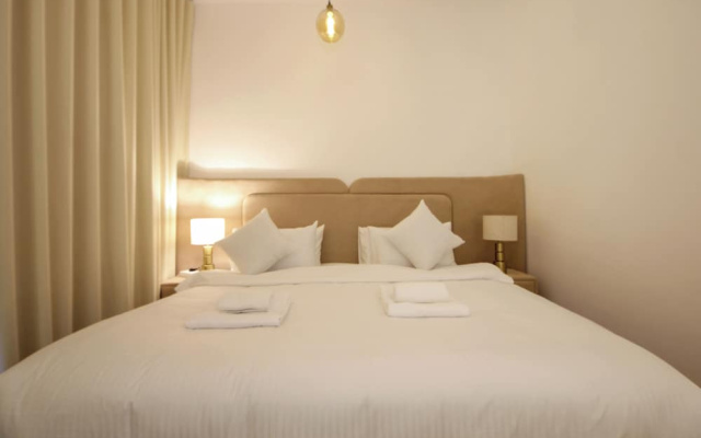 Silk Valley-Chic 2B in Dubai Town Square
