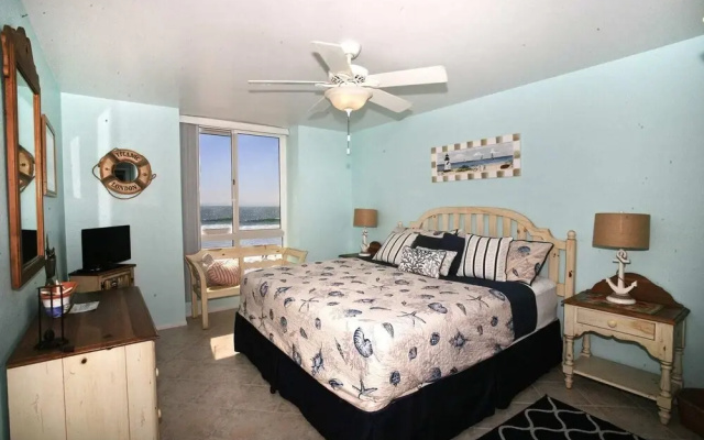 D20 - Beachfront Delight - 2 Br Condo