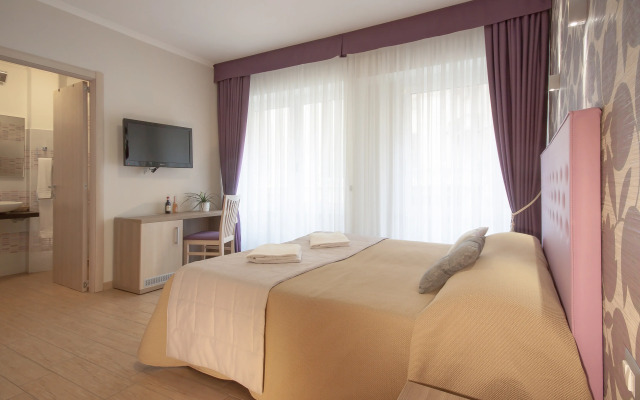 Rome King Suite