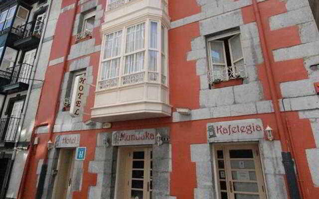 Hotel Mundaka