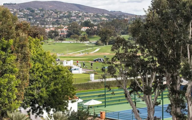 Southern Exposure w/ Private Balcony