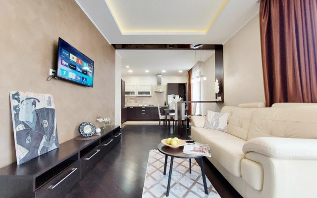 UT Меридианная 1а