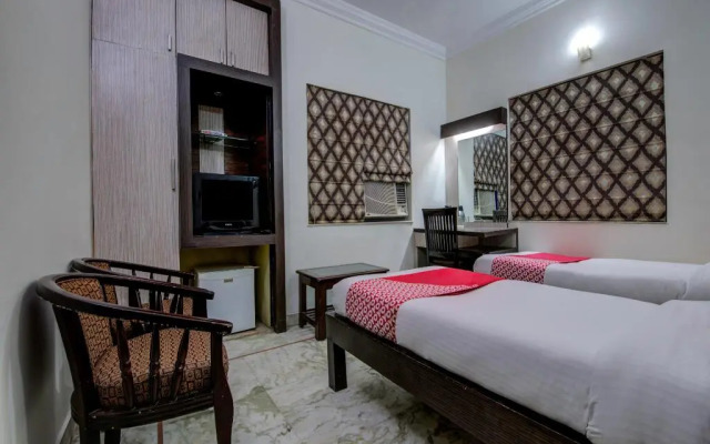 Hotel Crystal Residency by OYO Rooms