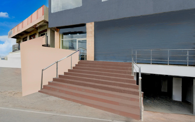 Super Townhouse Cherlapally Bus Terminal Formerly Hotel Chakripuram