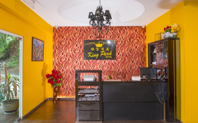 OYO 44037 King Park Hotel