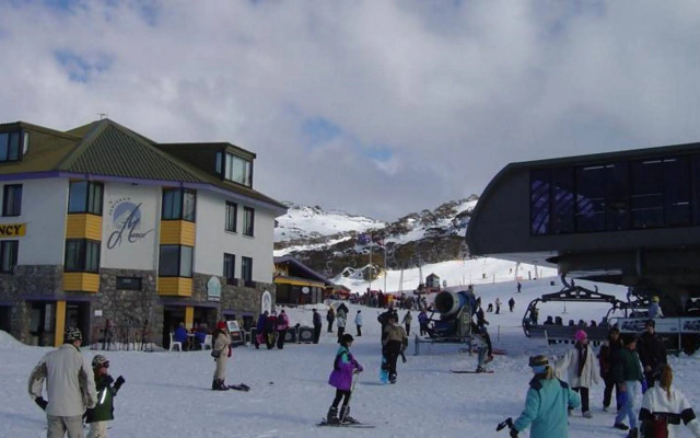 Perisher Manor Hotel