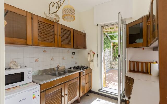 JOIVY Flat W/Terrace & Sea View