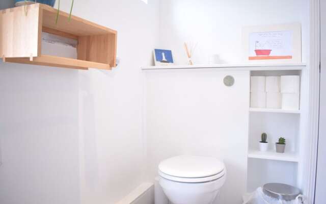 Stylish 2 Bedroom Apartment in Clapham