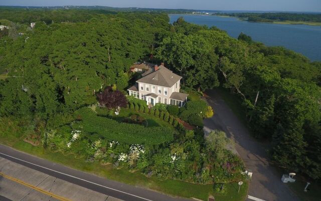 Shorecrest Bed and Breakfast