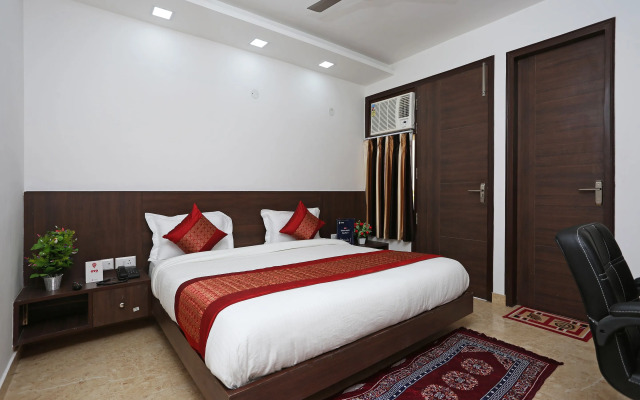 OYO 6603 Hotel Green Residency 2