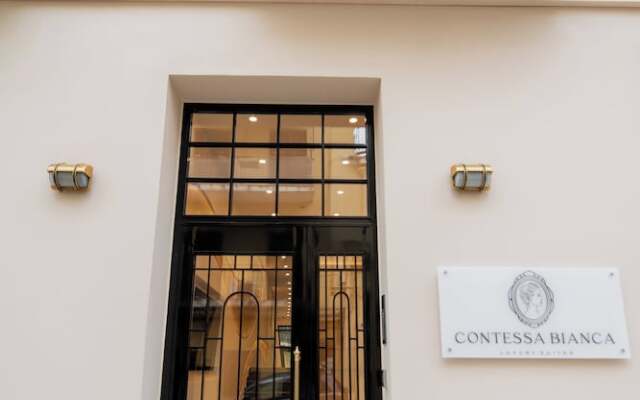 Contessa Bianca Luxury Suites