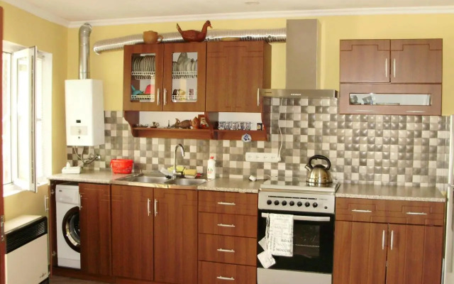 Apartment On Erekle 25a