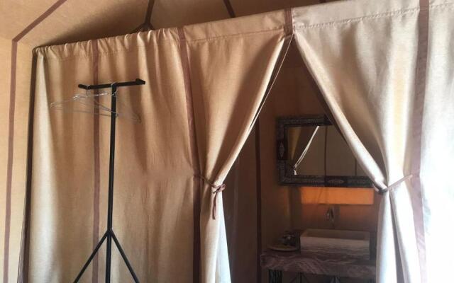 Merzouga Luxury Tents - Glamping