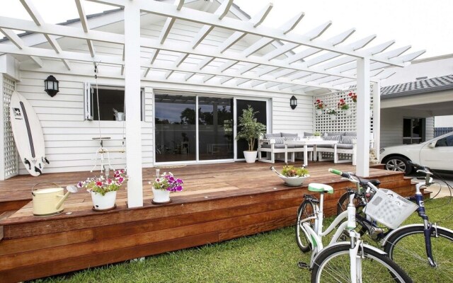 Gold Coast Tropical Beach House