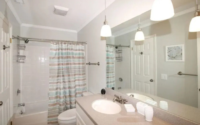 31 Springwood Villa 2 Br villa by RedAwning