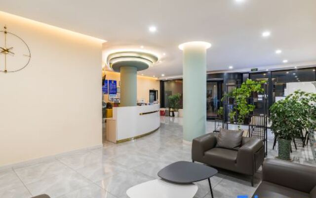 Yuan He Hotel Beijing(Beijing North China Electric Power University)