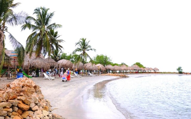 Apartamentos Vacacionales Coveñas