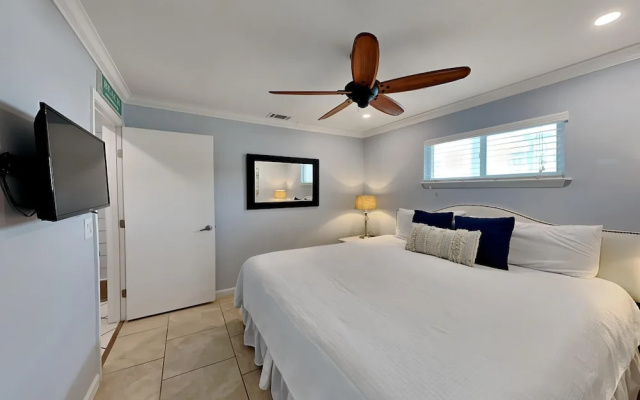 Leeward II #2 - Beach Baby by Southern Vacation Rentals