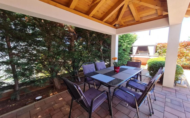 Holiday Home Drago