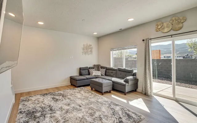 Built in 2025: Parowan Escape w/ Views!