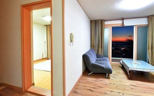 Jejusunset Lodge Pension