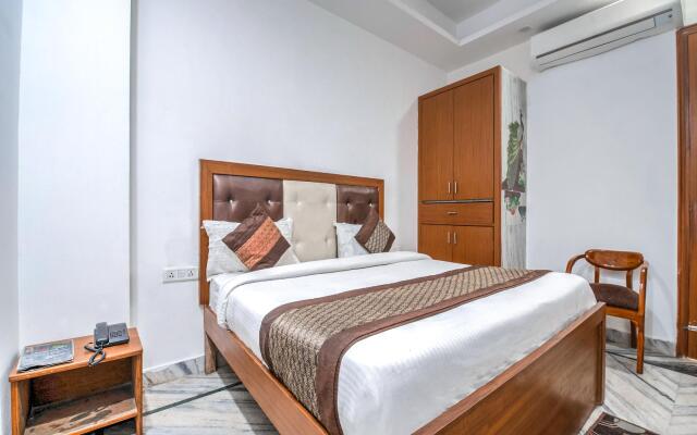 Capital O 6340 Hotel Noida