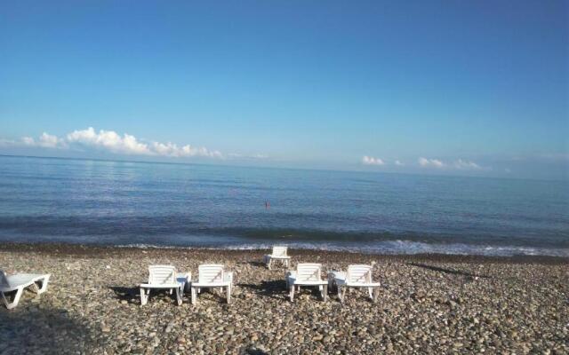 Queen Tamara Apartments