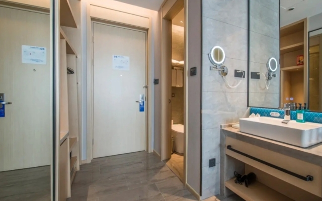 Holiday Inn Express Shenzhen Nanshan by IHG