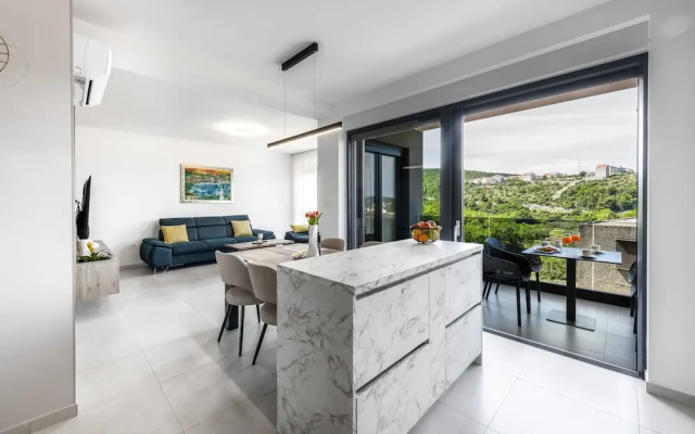 Tila Luxury Suite