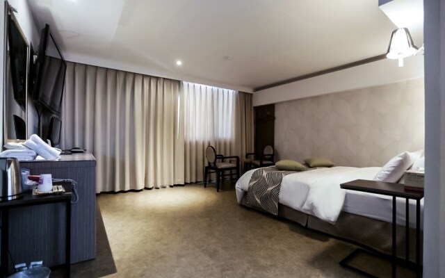 Yeoju Reverse Hotel