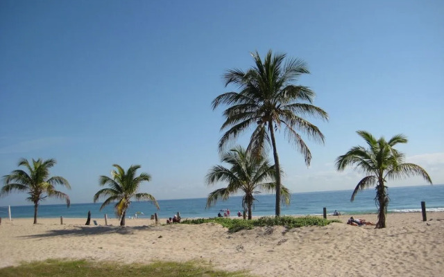 Surf Side Resort