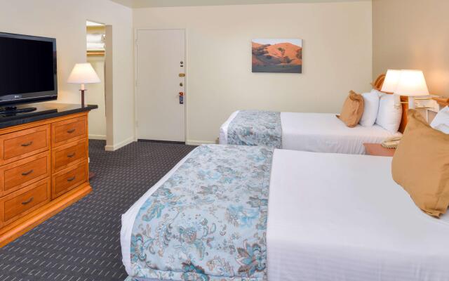 Svendsgaard's Danish Lodge Americas Best Value Inn