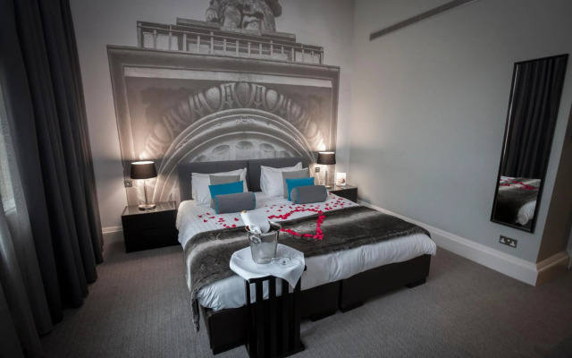 Grey Street Hotel