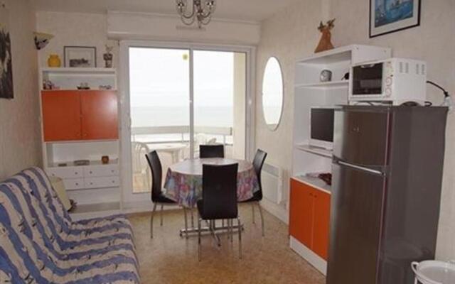 Appartement Saint-Gilles-Croix-de-Vie, 2 pièces, 4 personnes - FR-1-324-90