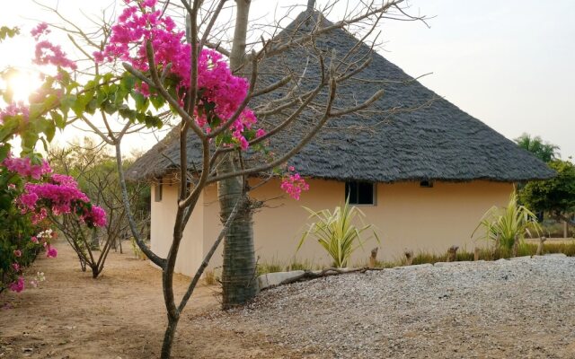 House With 2 Bedrooms in Ziguinchor, With Wonderful sea View and Furni