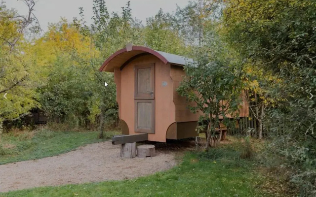 Schaeferwagenhotel-Campsite