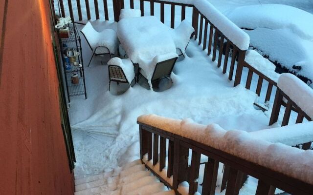 The Lodge at Lazy Bear Retreat