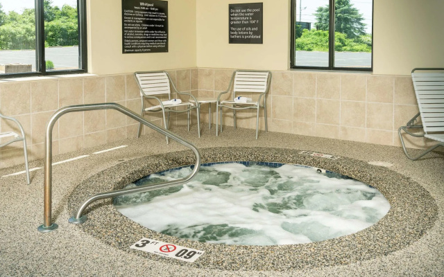 Hampton Inn Fall River/Westport