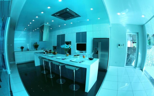 Pratumnak Dream Villa by Pattaya Sunny Rentals