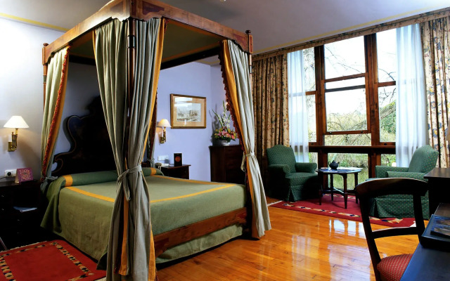 Parador De Gijon
