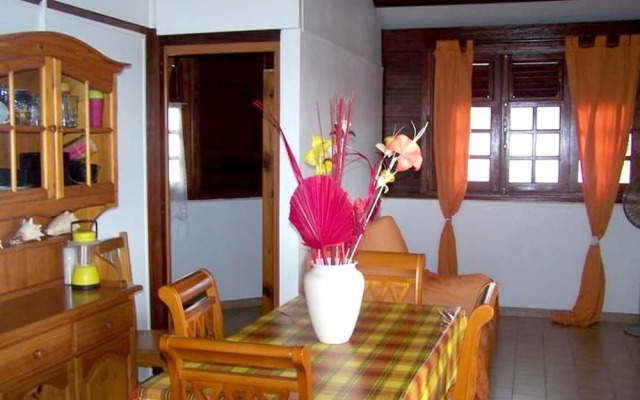 Bungalow With 2 Bedrooms in Sainte-anne, With Wonderful sea View, Priv