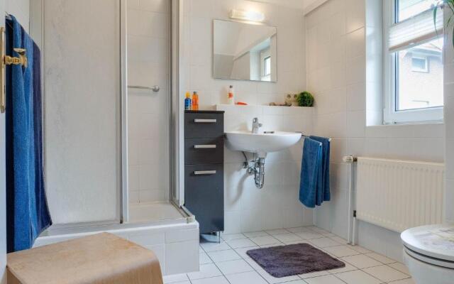 Birkenstraße 11c, FeHa 1