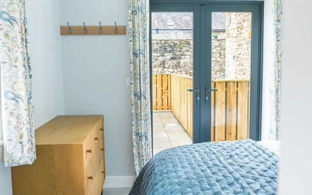 No 2 The Coach House